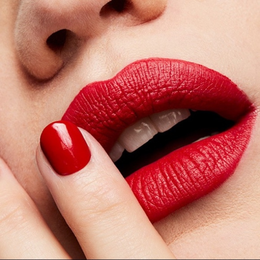 MAC Cosmetics Satin Lipstick in MAC Red